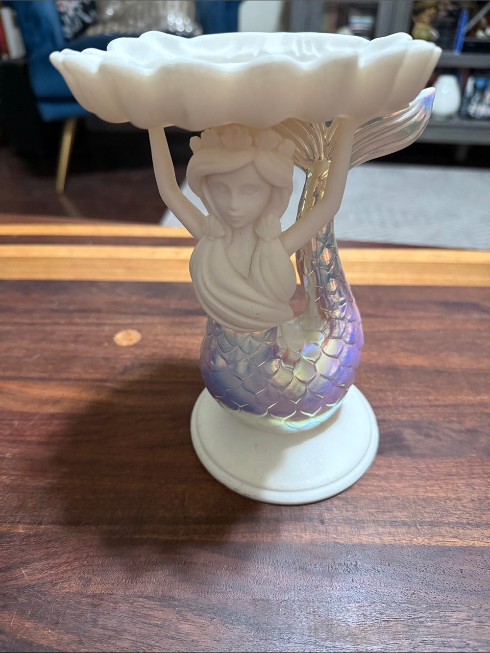 Bath & Body Works Iridescent Mermaid Pedestal Dish in White and Purple